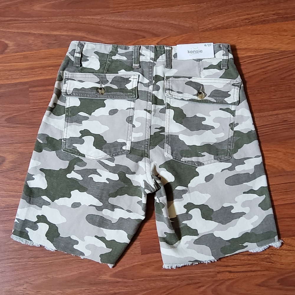 New Kensie Green Faded Camo High Waist Utility Shorts Size 4/27 - Picture 2 of 6